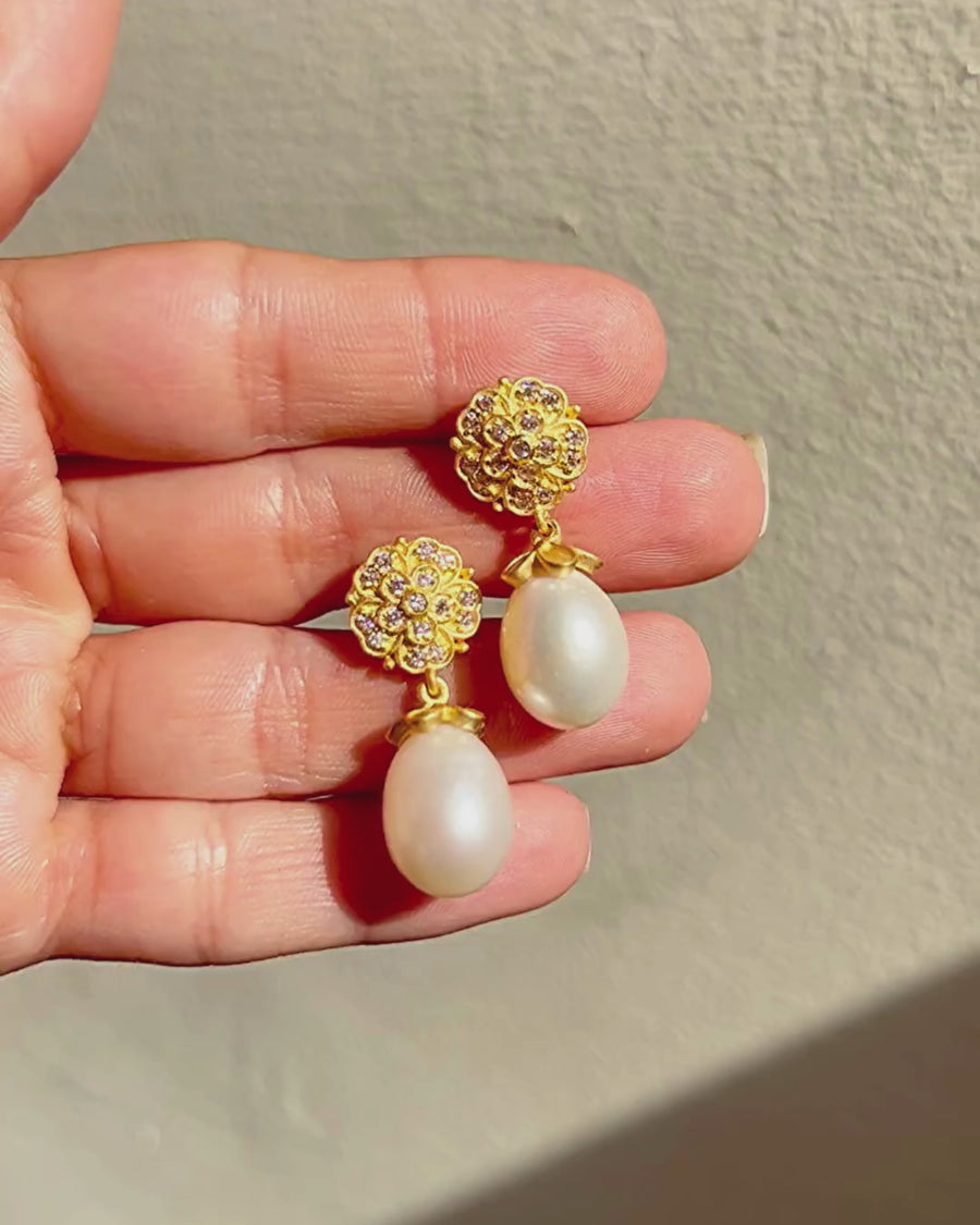Pink Paloma earrings with pearl - gold vermeil