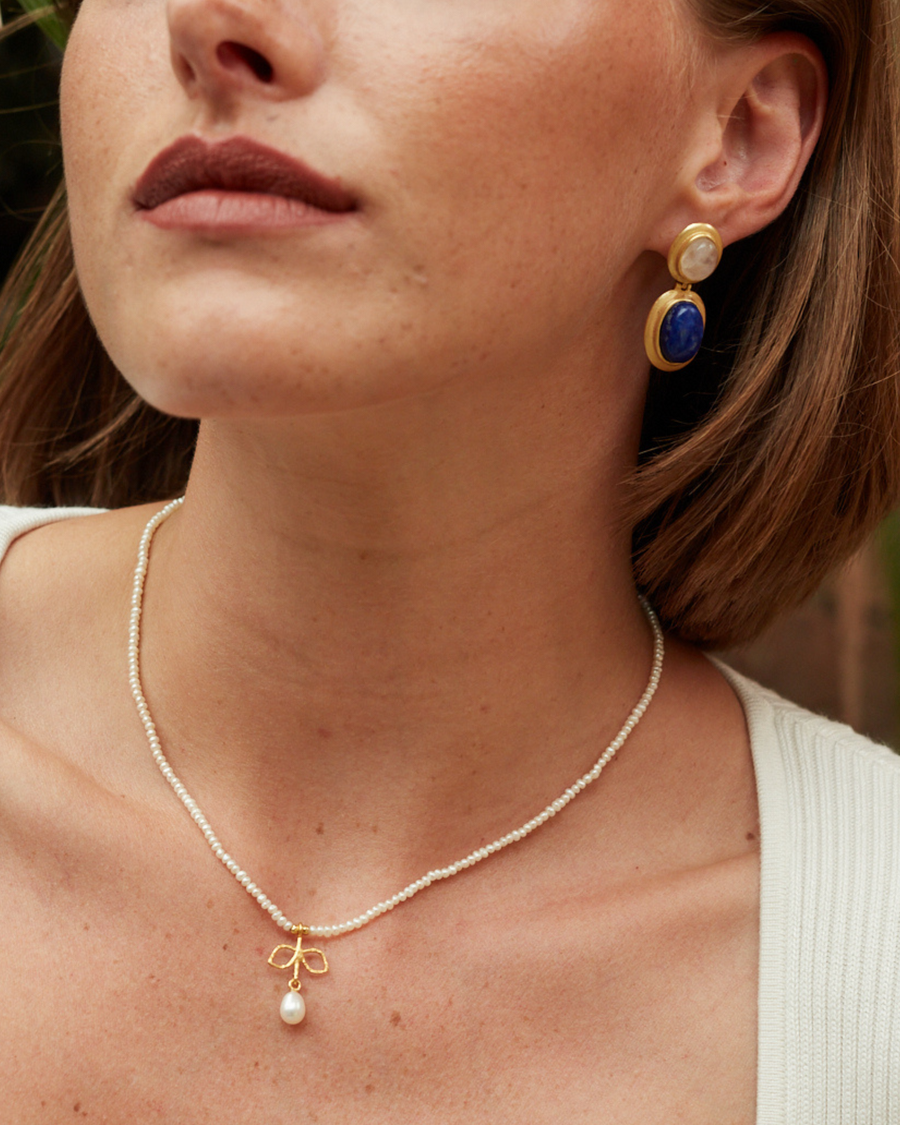 Petal pearl necklace - gold vermeil
