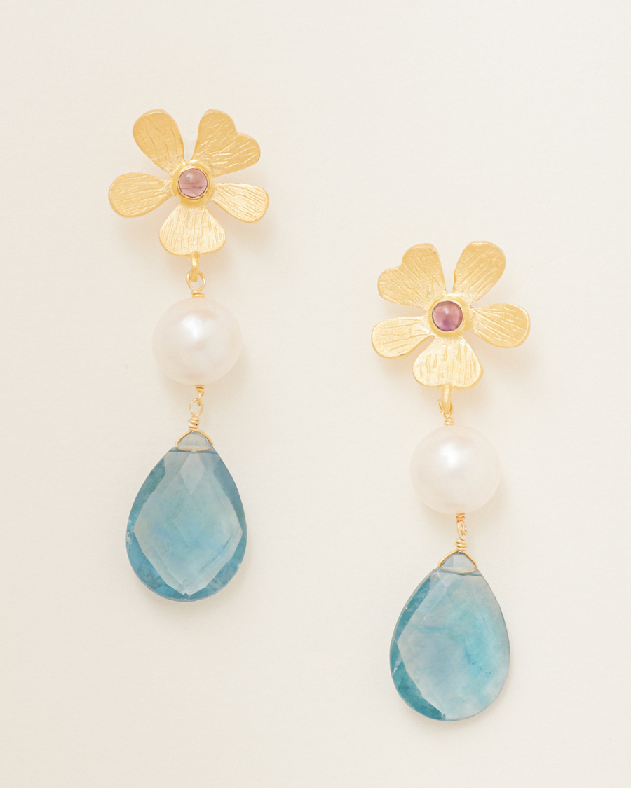 Wildflower earrings with pearl and apatite