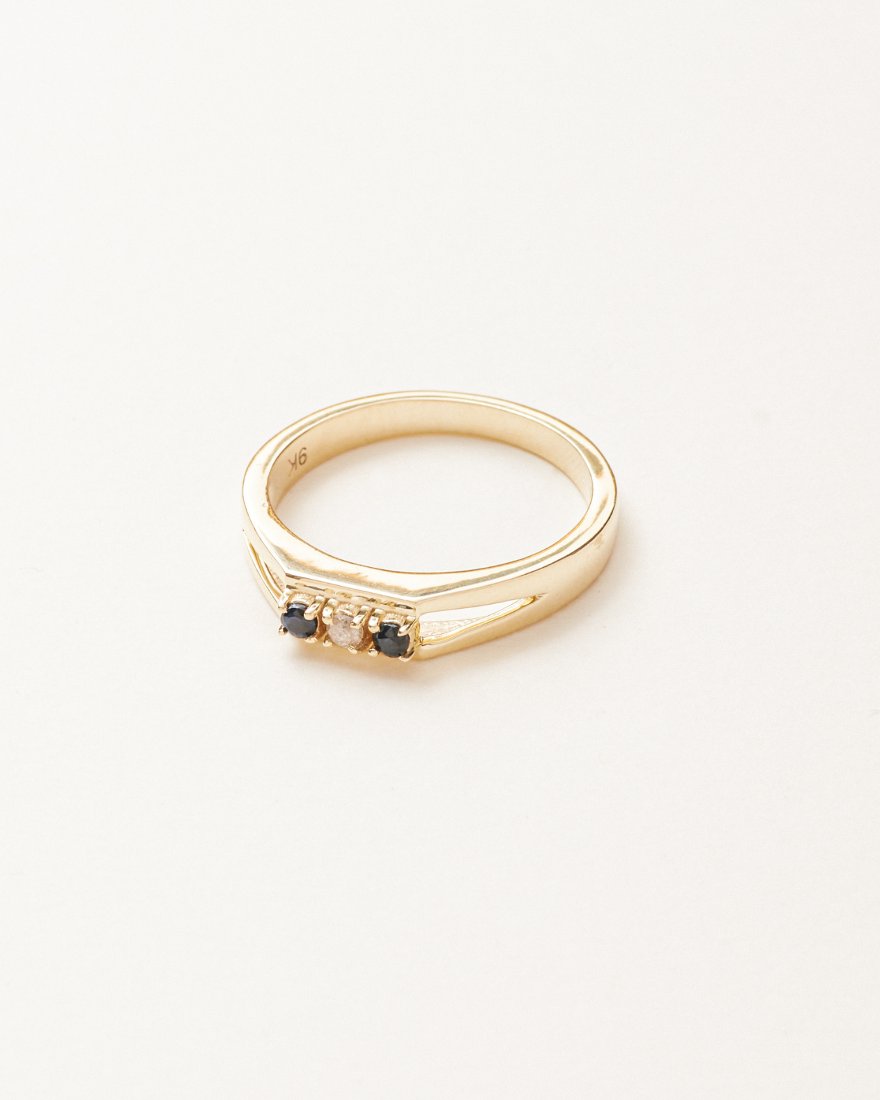 Sapphire diamond trio ring solid