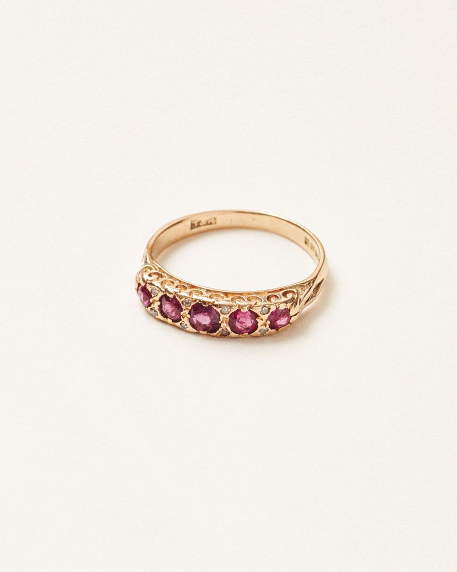 Stunning Victorian ruby ring - 18 carat solid gold