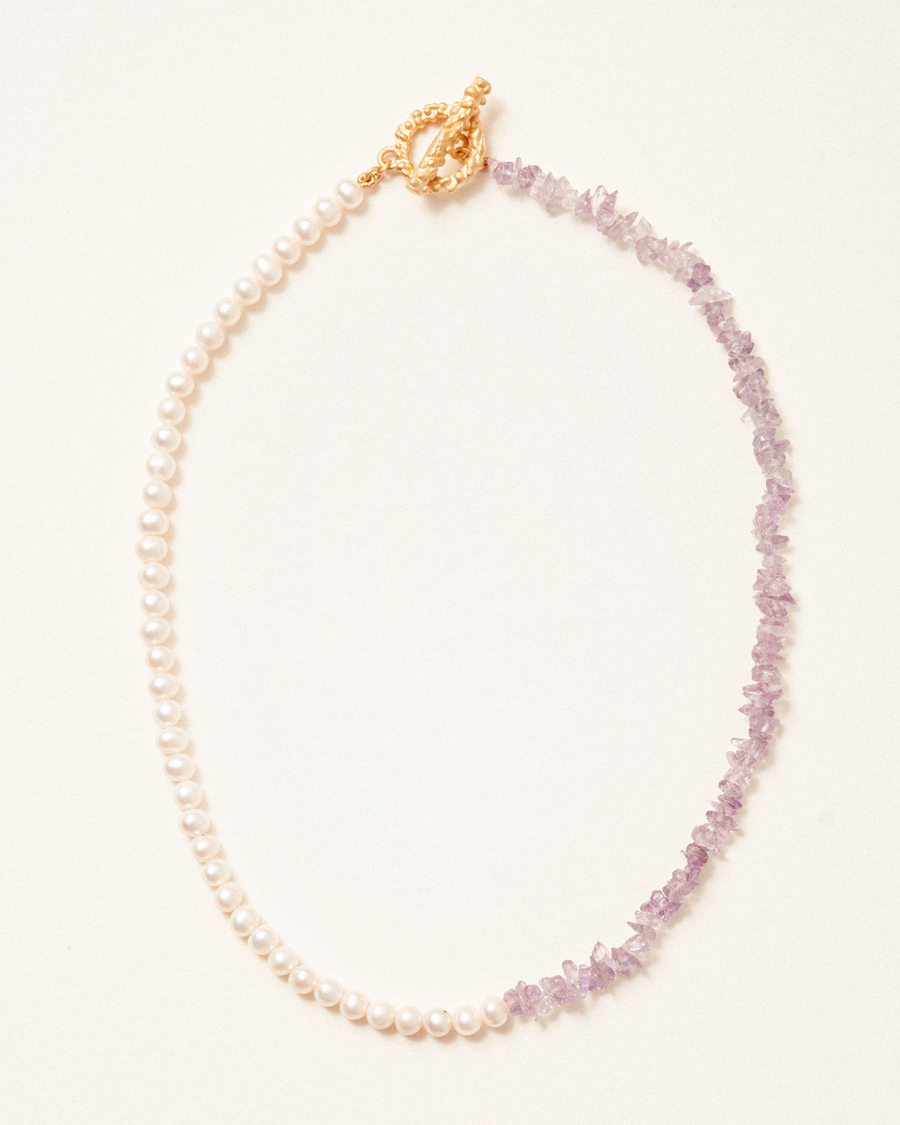 Olive necklace with amethyst & pearl