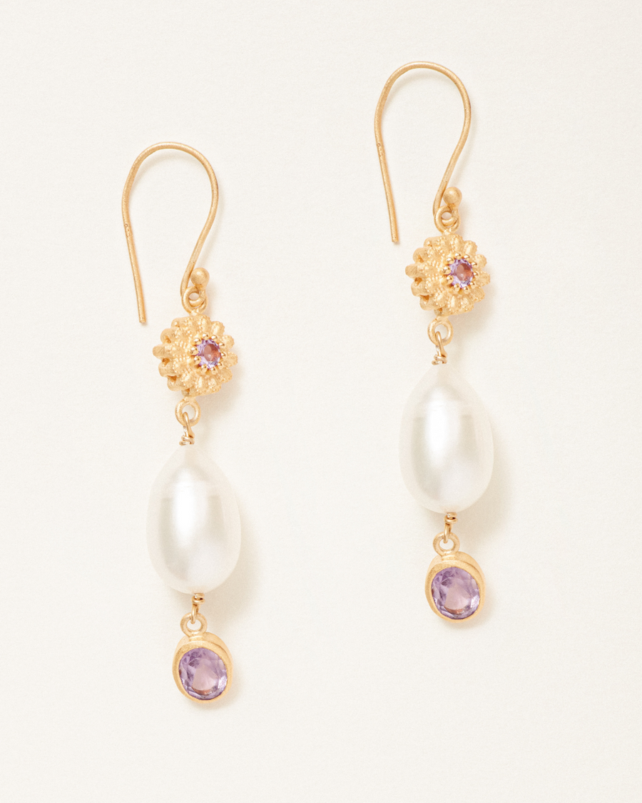 Alma earrings with amethyst and natural pearl