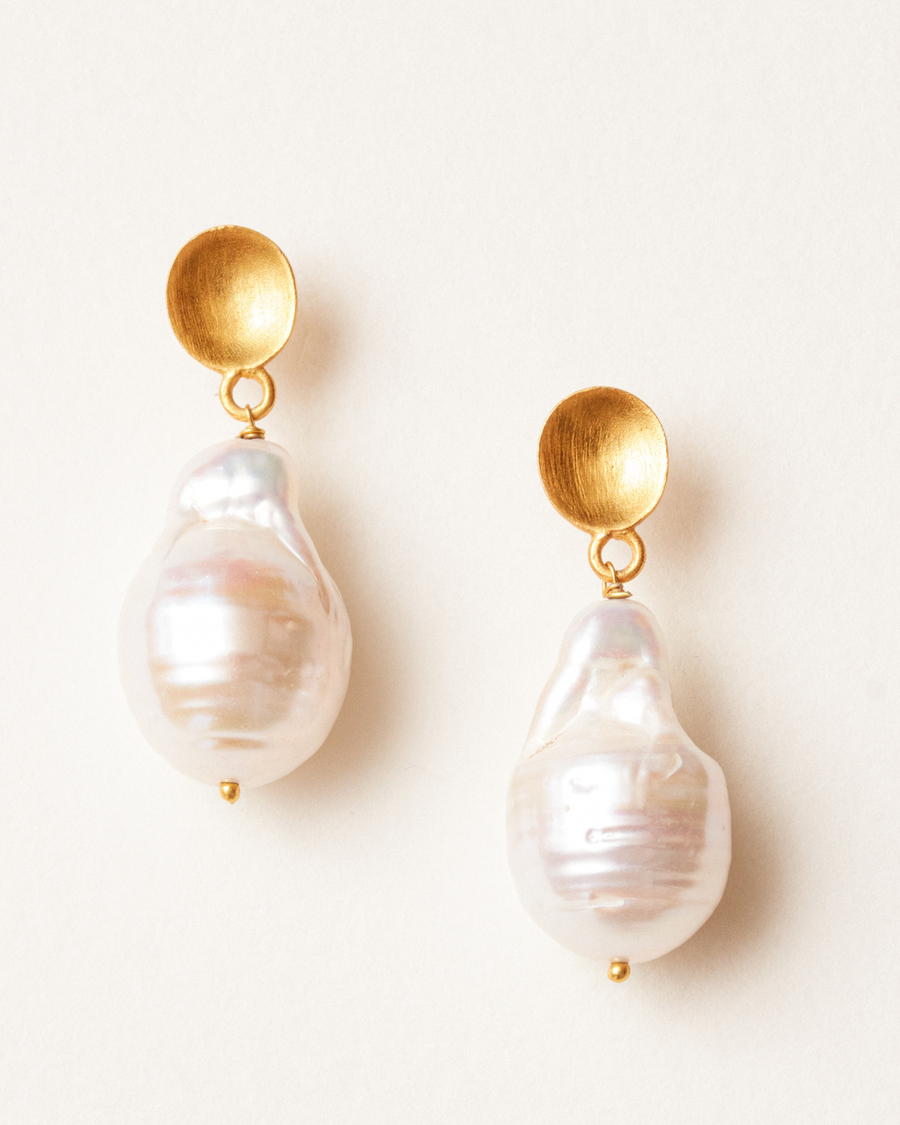 14k Solid gold nugget and pearl earrings