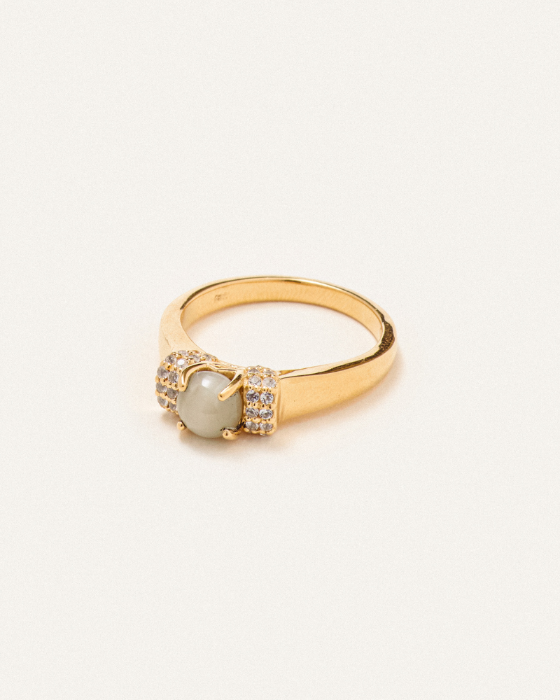 Zena cocktail ring with cat's eye - gold vermeil