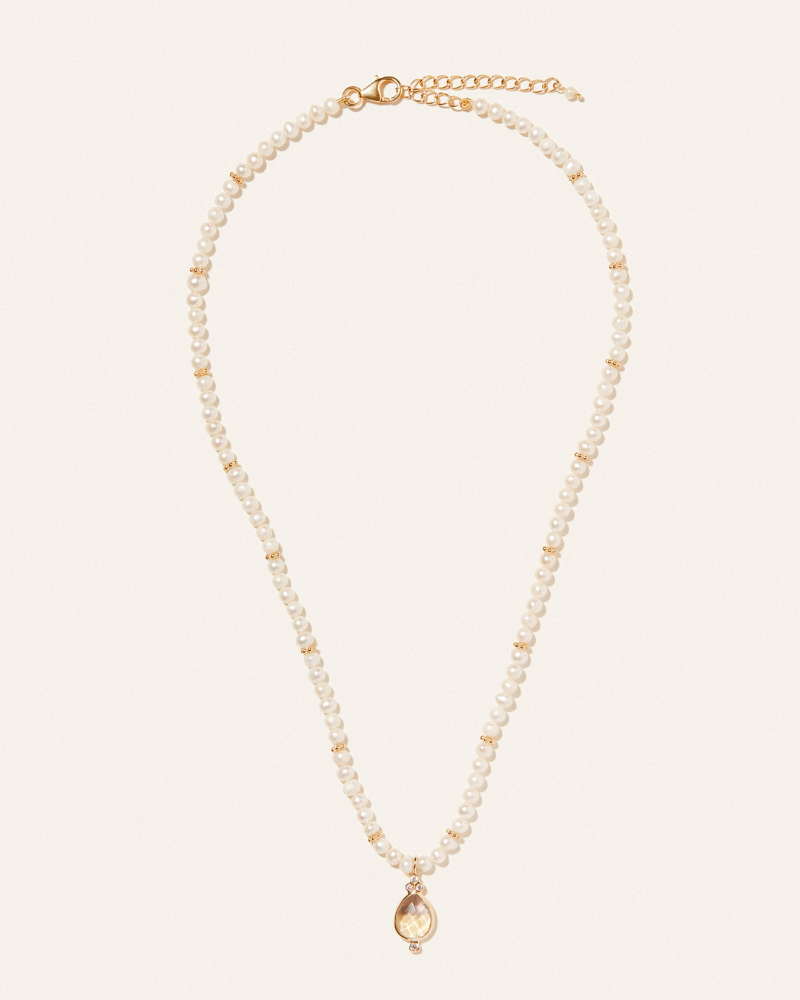 Vita necklace with fluorite, crystal and pearl