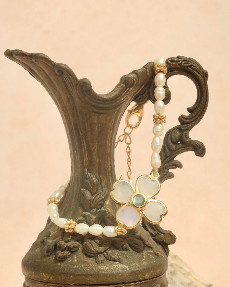 Ines bracelet with pearl, moonstone and labradorite - pre-order