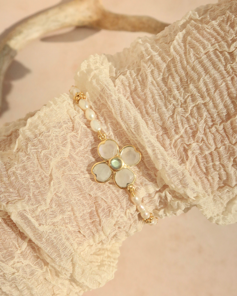 Ines bracelet with pearl, moonstone and labradorite - pre-order