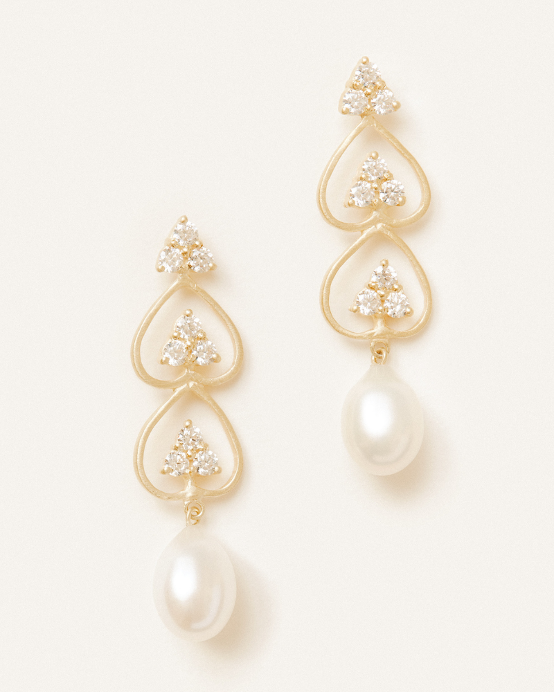 Angelica statement earrings with pearl