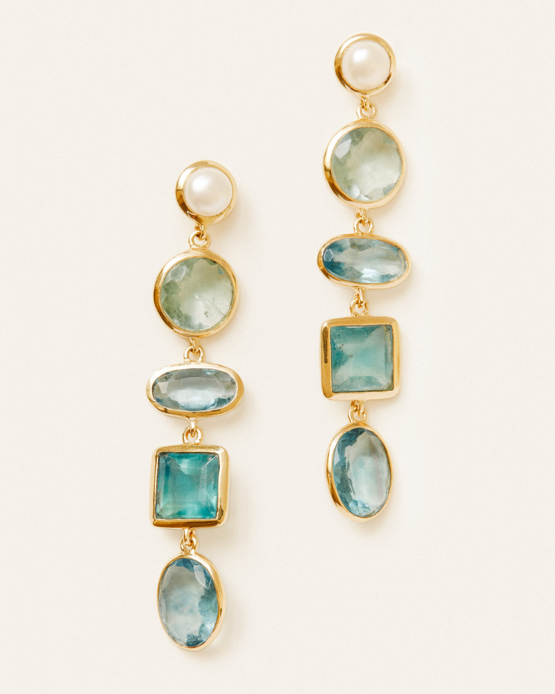 Marilyn earrings in apatite and pearl