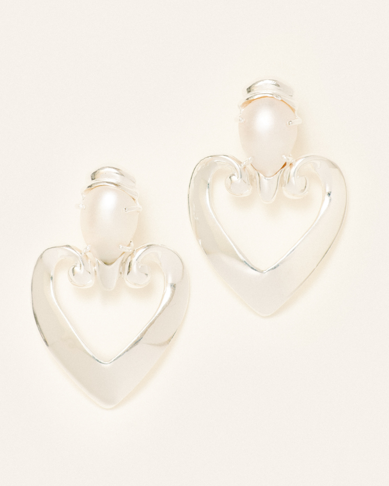 Esperanza earrings pearl