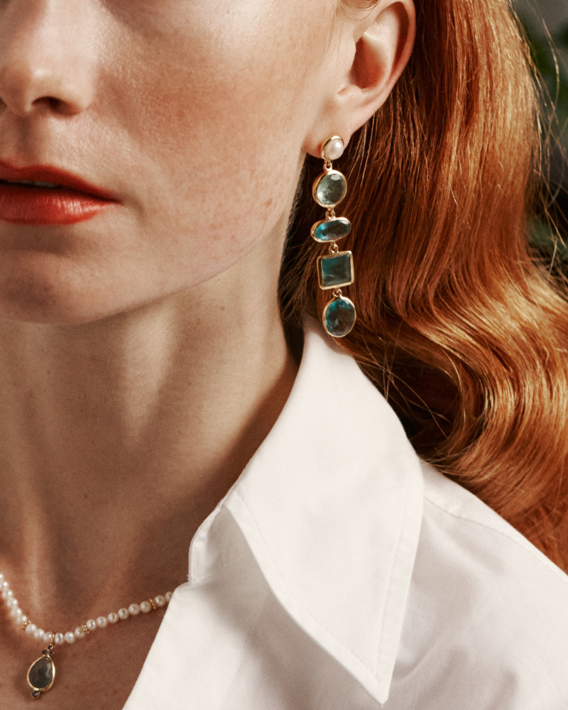 Marilyn earrings in apatite and pearl
