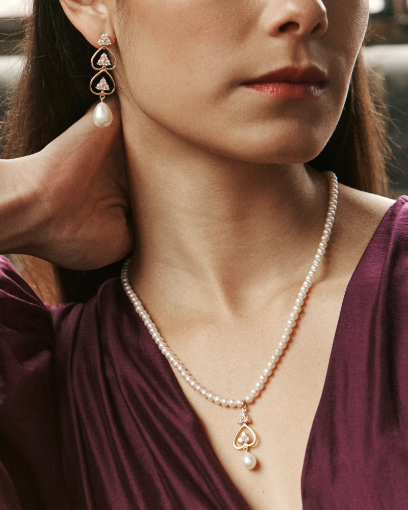 Angelica necklace in crystal and pearl