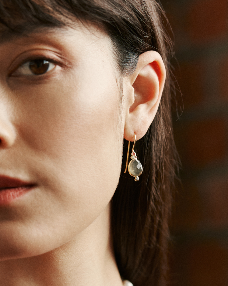 Vita earrings with labradorite and tourmaline
