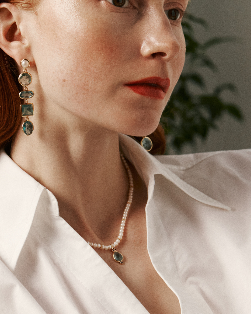 Vita necklace with apatite, amethyst and pearl