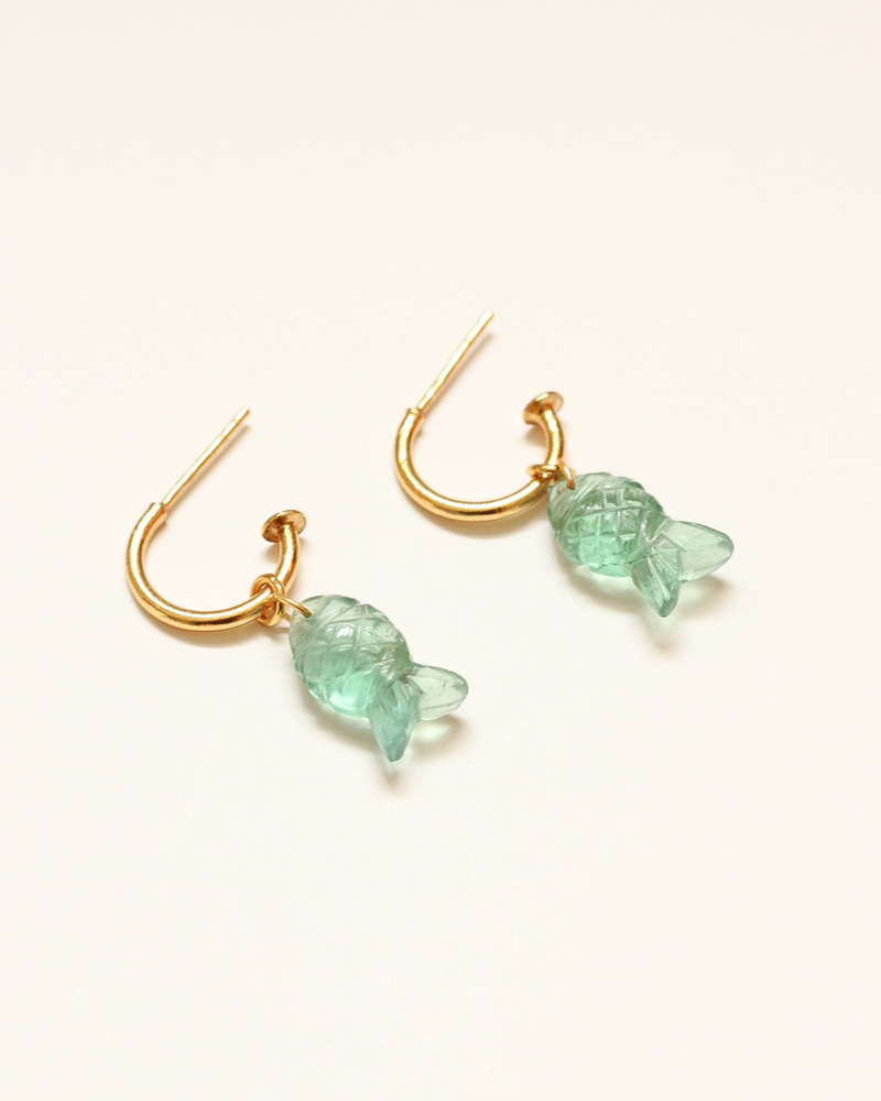 La Pesca earrings with carved fluorite