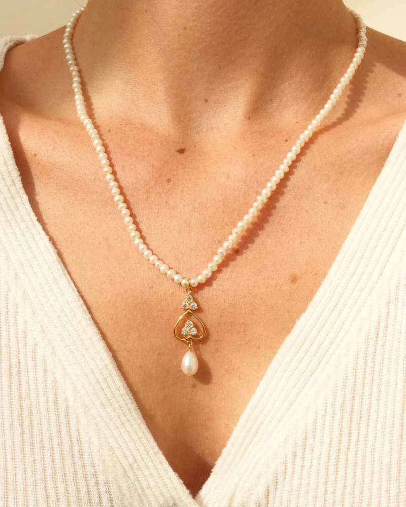 Angelica necklace in crystal and pearl