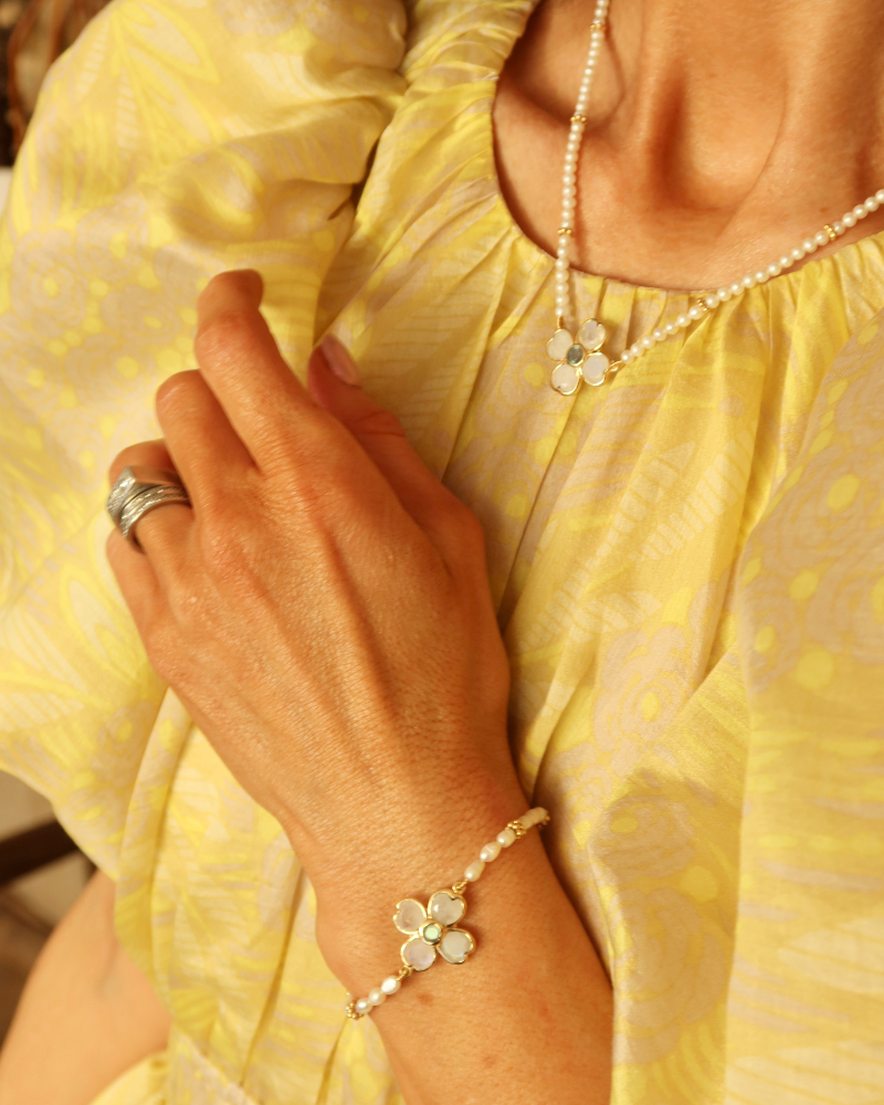 Ines bracelet with pearl, moonstone and labradorite - pre-order