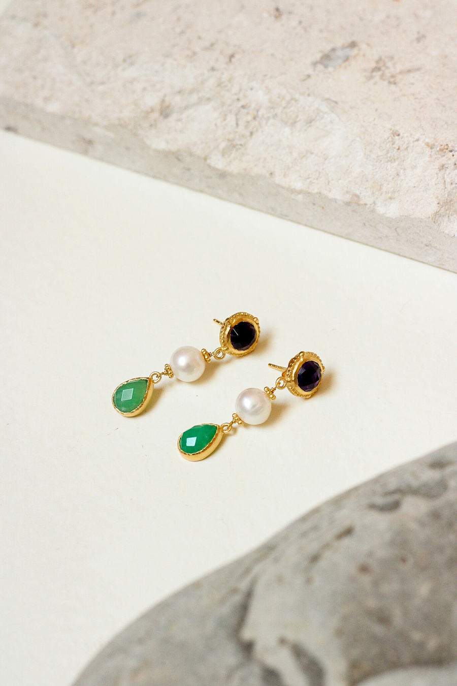 Lottie earrings in amethyst, chrysoprase and pearl - Last piece