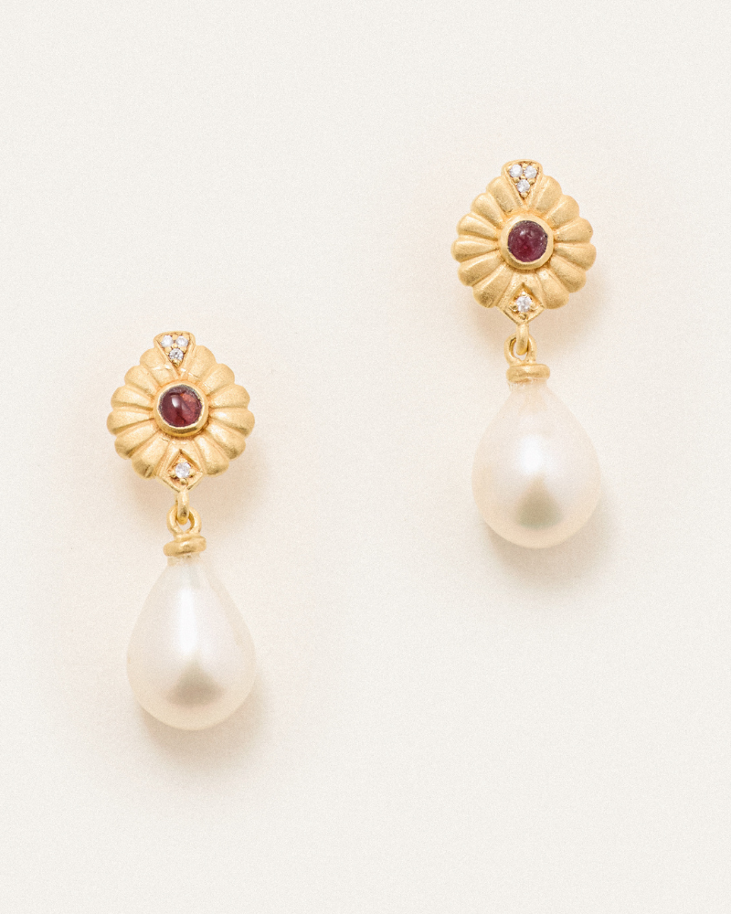 Dawn earrings with pink tourmaline and pearl