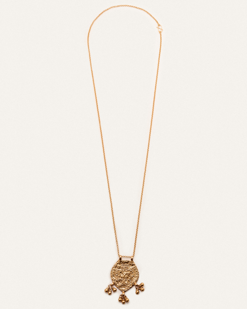 Taking root antique pendant – Carousel Jewels