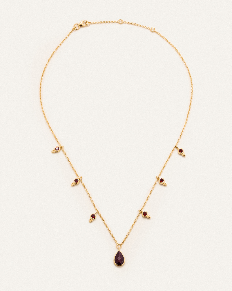 Krista necklace with garnet