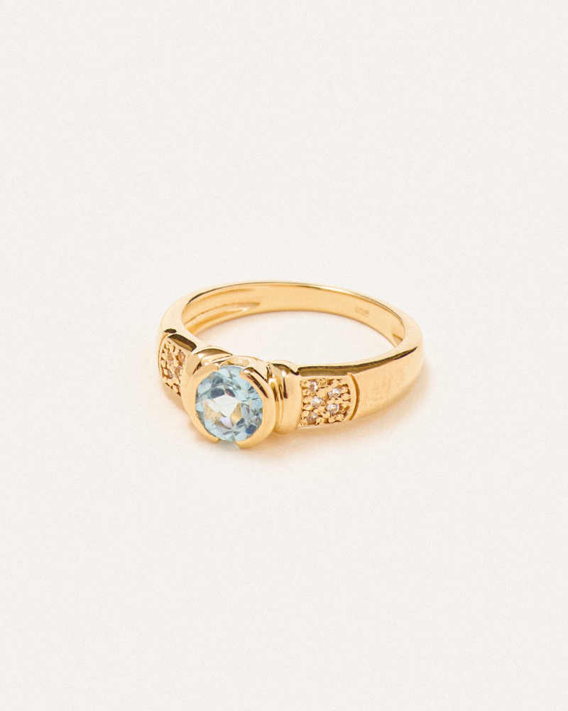 Alba ring topaz gold vermeil