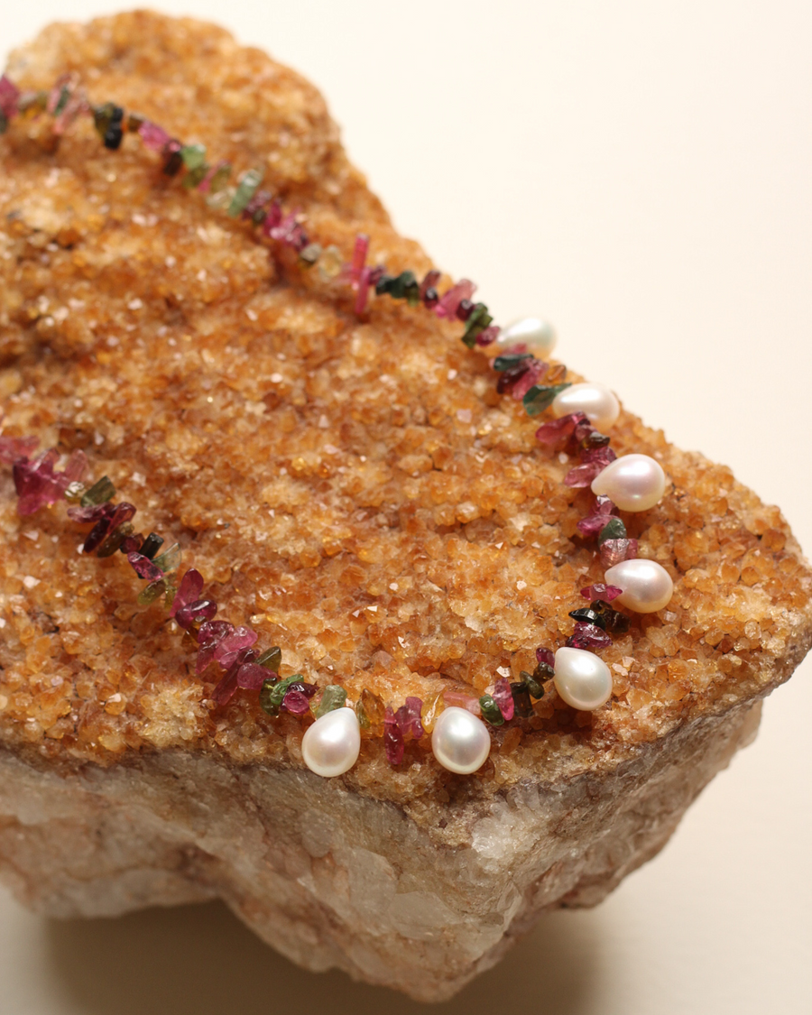 Fiesta necklace with tourmaline and pearl - limited edition