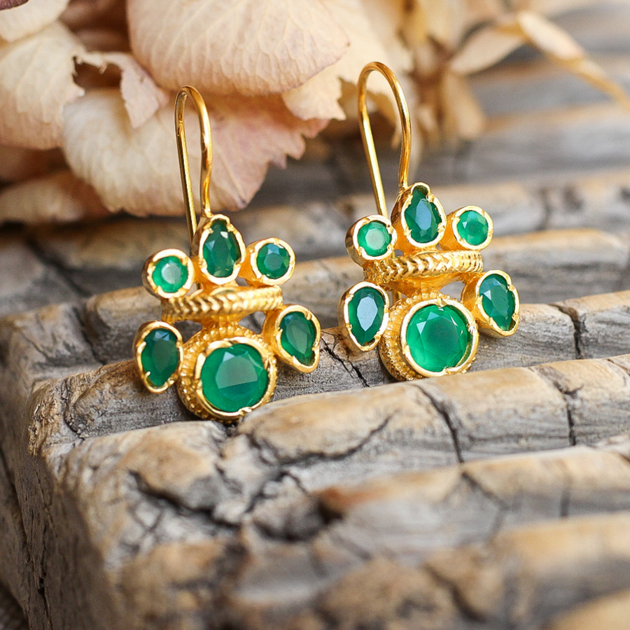 Intricate green onyx heritage gold earrings